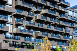 Czy można budować nowocześniej wieczorem?